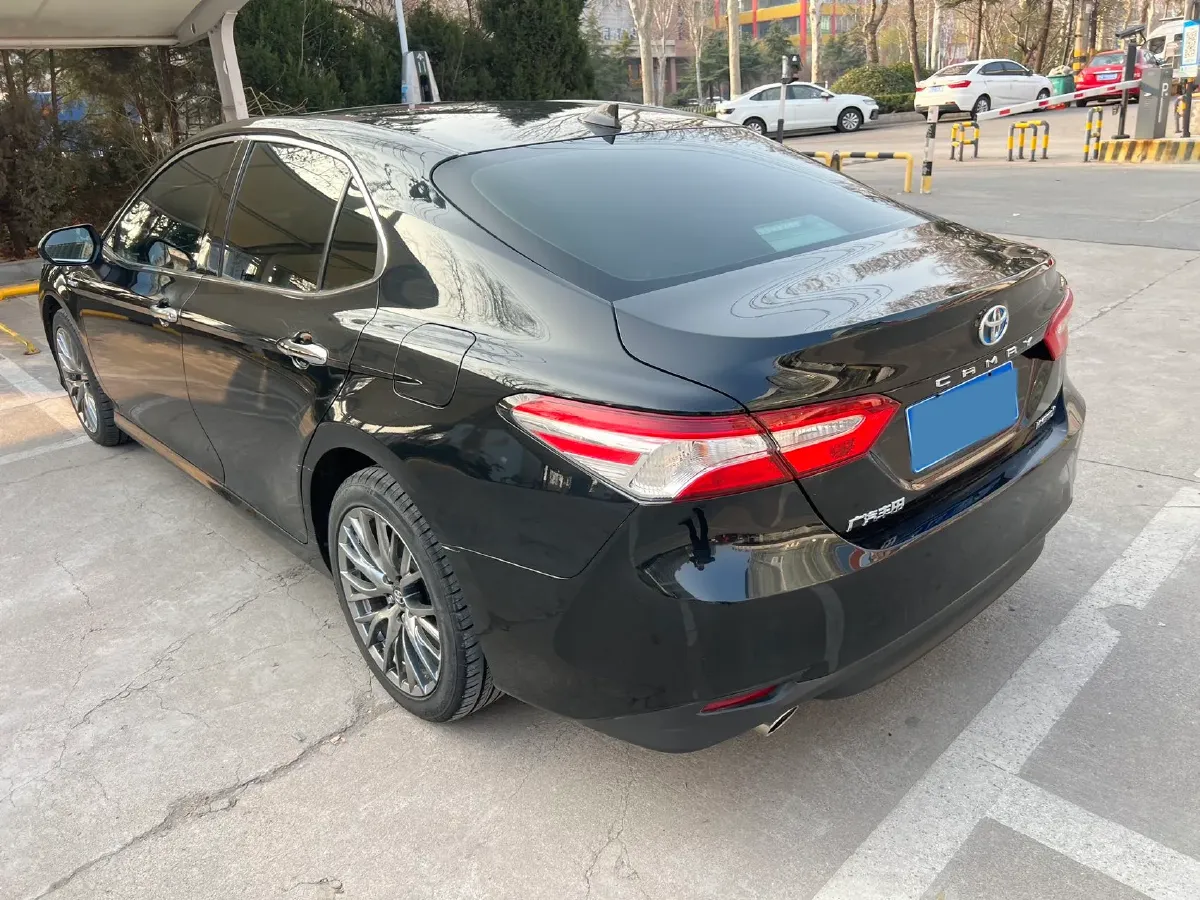 2023 Toyota Camry 2.5L 178HP L4 E-CVT Hybrid,autocango,china used car exporter,china ev exporter,chinese used car exporter,chinese used ev exporter