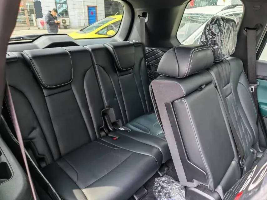 2022 GAC Trumpchi GS8 2.0T 252HP L4 8AT,autocango,china used car exporter,china ev exporter,chinese used car exporter,chinese used ev exporter