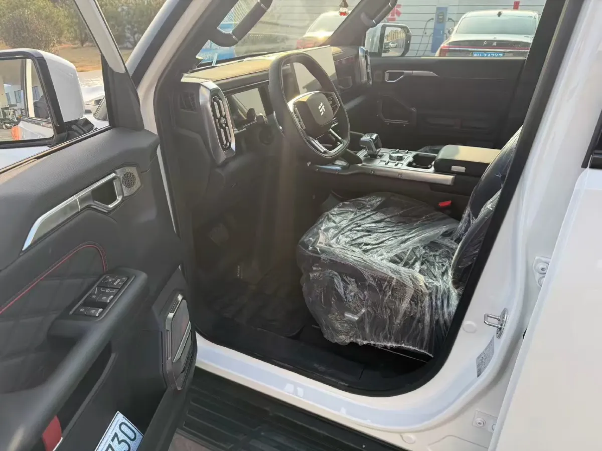 2025 Jetour Traveller 1.5T 184HP L4 7DCT,autocango,china used car exporter,china ev exporter,chinese used car exporter,chinese used ev exporter