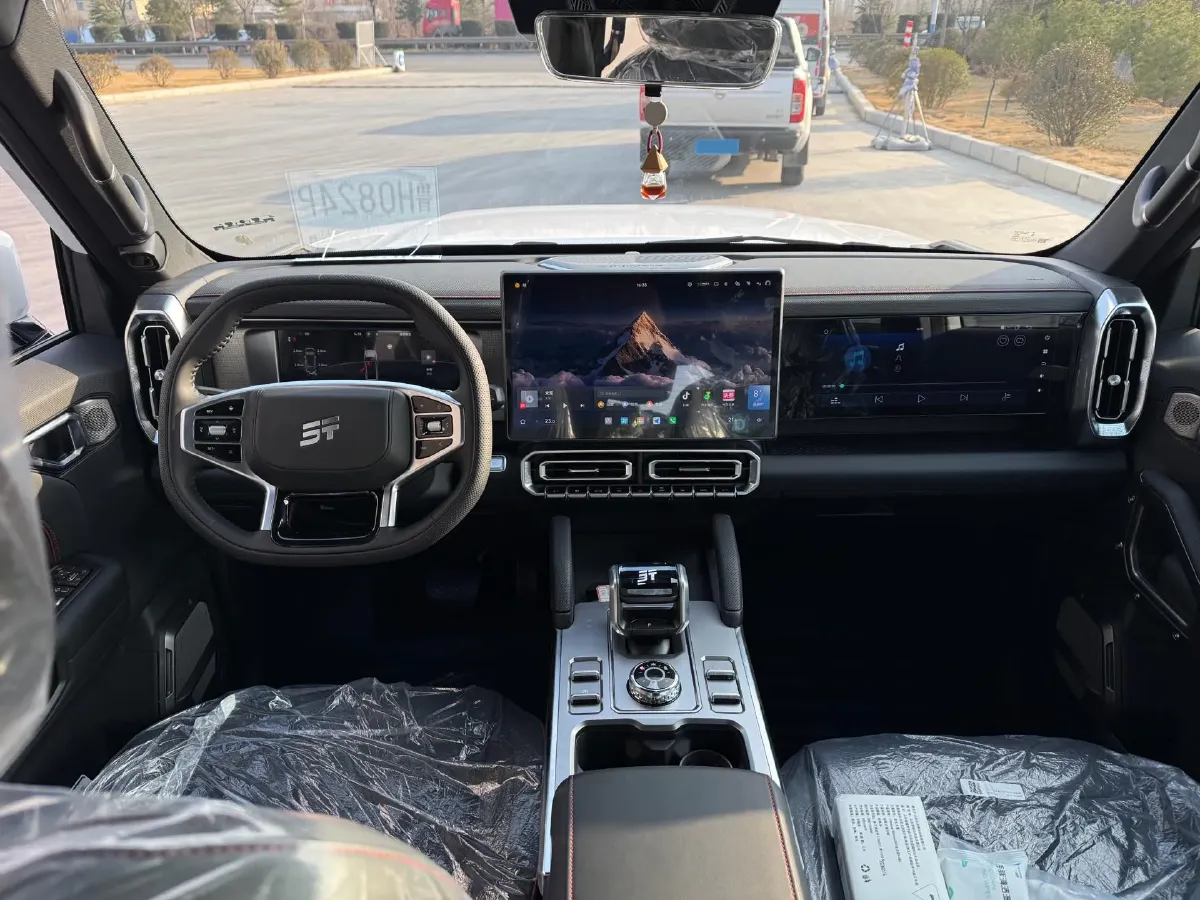 2025 Jetour Traveller 1.5T 184HP L4 7DCT,autocango,china used car exporter,china ev exporter,chinese used car exporter,chinese used ev exporter