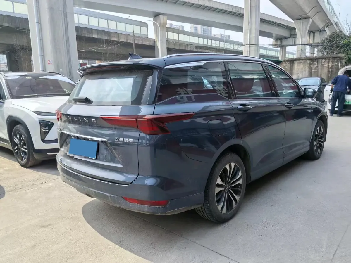 2020 WuLing KaiJie 1.5T 147HP L4 CVT,autocango,china used car exporter,china ev exporter,chinese used car exporter,chinese used ev exporter