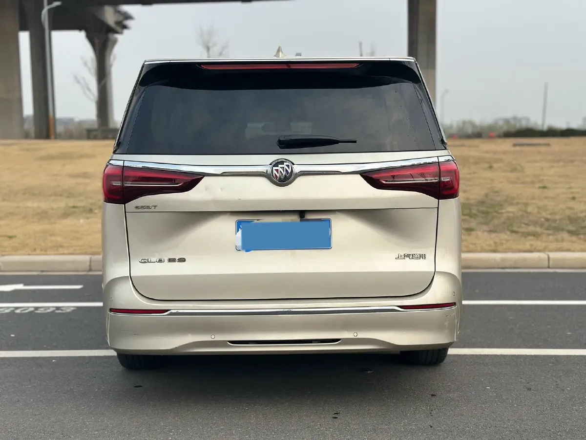 2021 Buick GL8 2.0T 237HP L4 9AT,autocango,china used car exporter,china ev exporter,chinese used car exporter,chinese used ev exporter