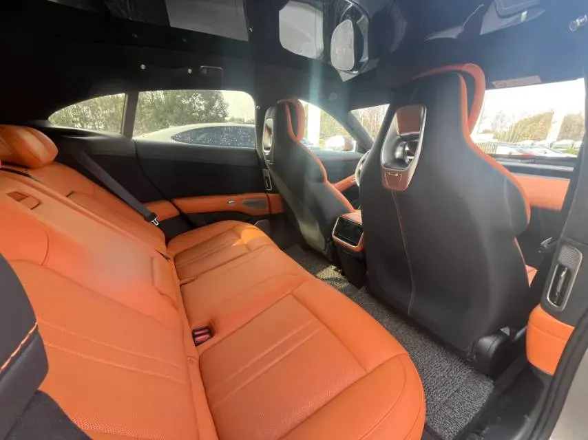 2025 MI YU7 BEV 101.7KWH,autocango,china used car exporter,china ev exporter,chinese used car exporter,chinese used ev exporter