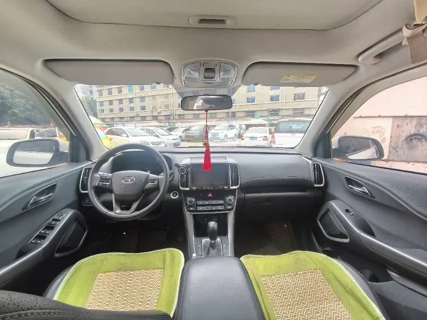 2019 Hyundai ix35 2.0L 160HP L4 6AT,autocango,china used car exporter,china ev exporter,chinese used car exporter,chinese used ev exporter