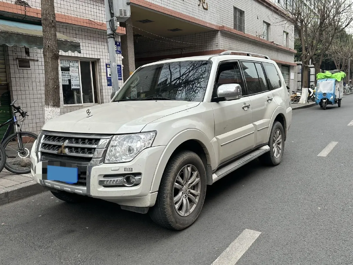 2017 Honda Jade 1.8L 141HP L4 5AT,autocango,china used car exporter,china ev exporter,chinese used car exporter,chinese used ev exporter