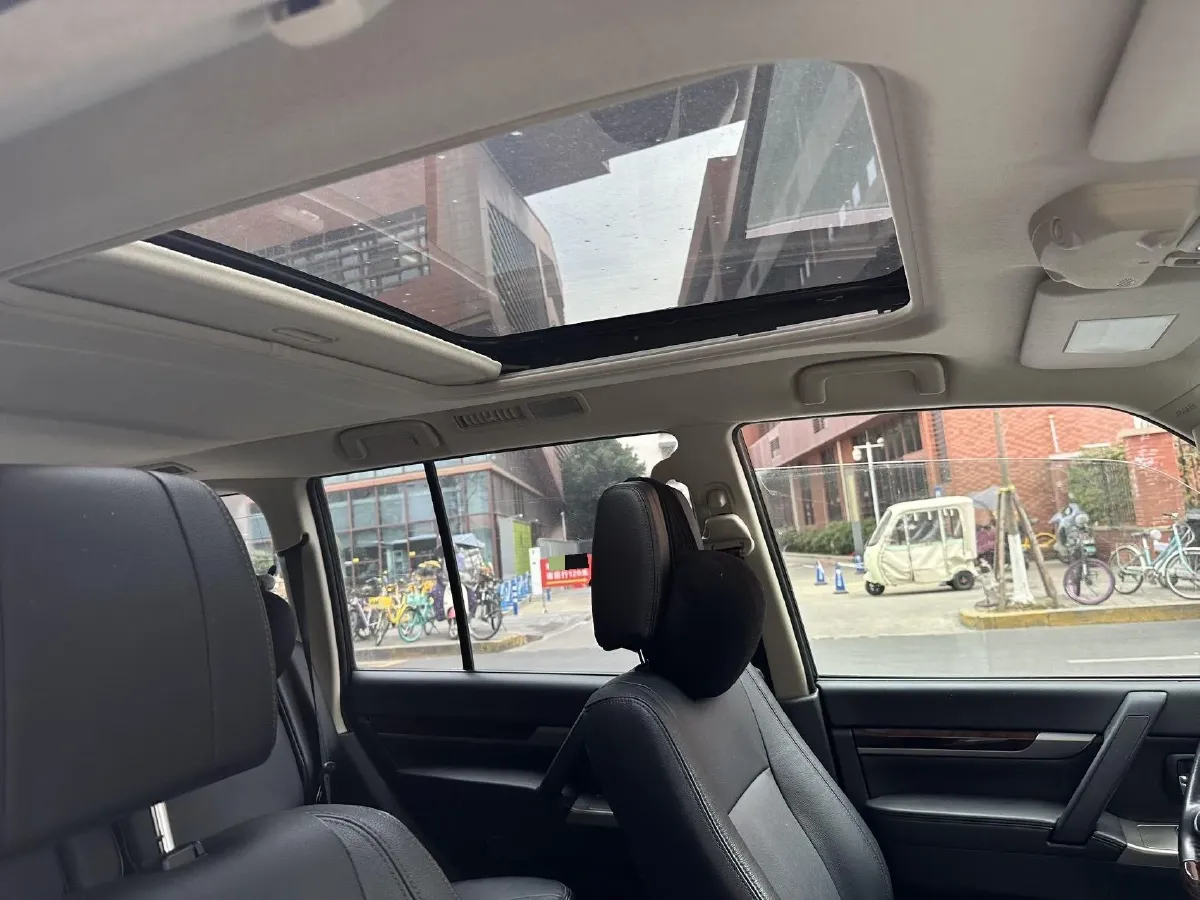 2017 Honda Jade 1.8L 141HP L4 5AT,autocango,china used car exporter,china ev exporter,chinese used car exporter,chinese used ev exporter