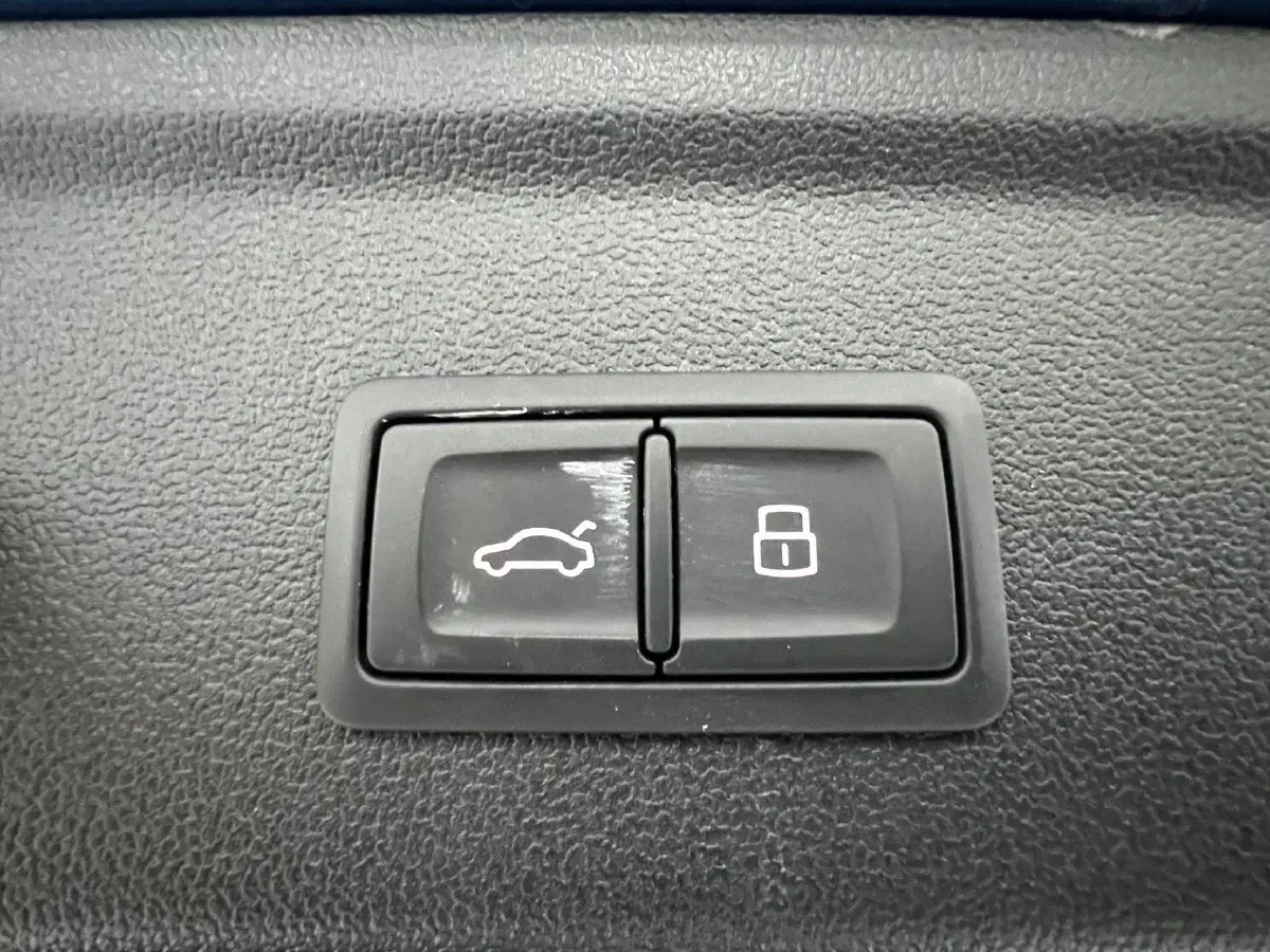 2023 Audi A3 1.4T 150HP L4 7DCT,autocango,china used car exporter,china ev exporter,chinese used car exporter,chinese used ev exporter