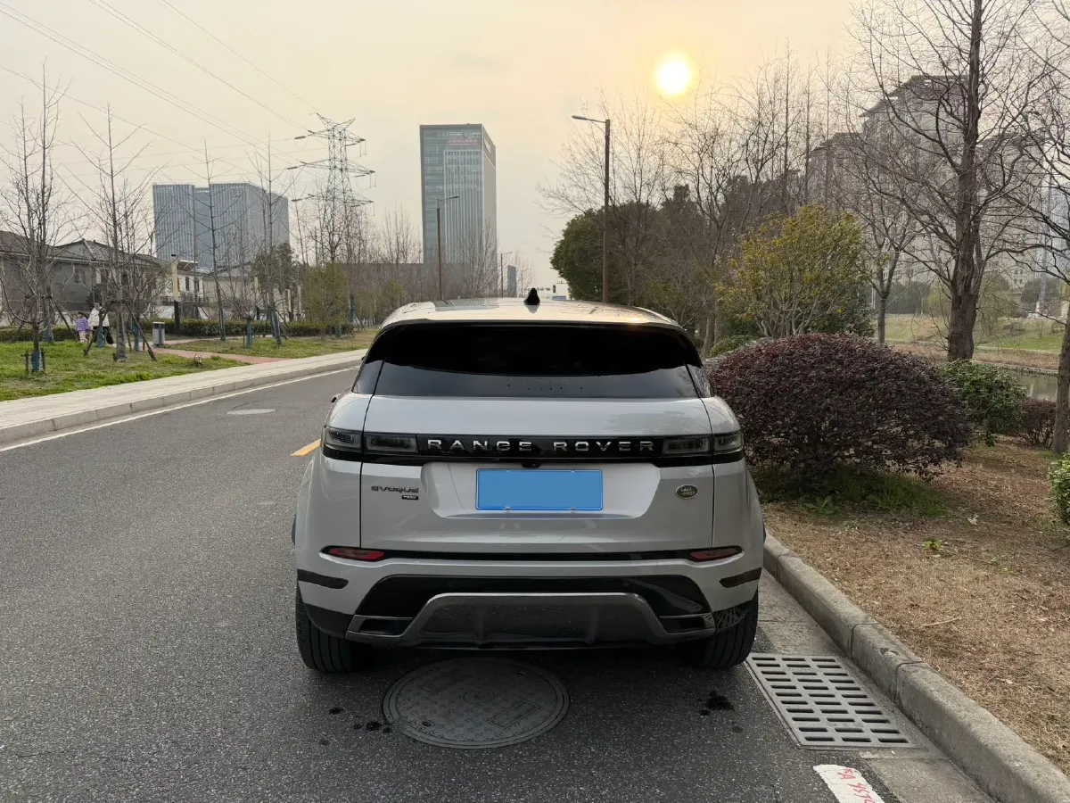 2022 Land Rover Range Rover Evoque 2.0T 249HP L4 9AT,autocango,china used car exporter,china ev exporter,chinese used car exporter,chinese used ev exporter