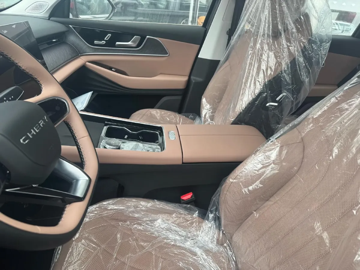 2025 Chery Tiggo8L 2.0T 254HP L4 8AT,autocango,china used car exporter,china ev exporter,chinese used car exporter,chinese used ev exporter