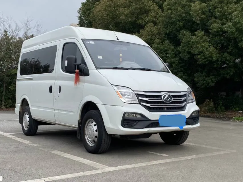 2021 MAXUS XinTu V80 2.0T 139HP L4 6MT,autocango,china used car exporter,china ev exporter,chinese used car exporter,chinese used ev exporter