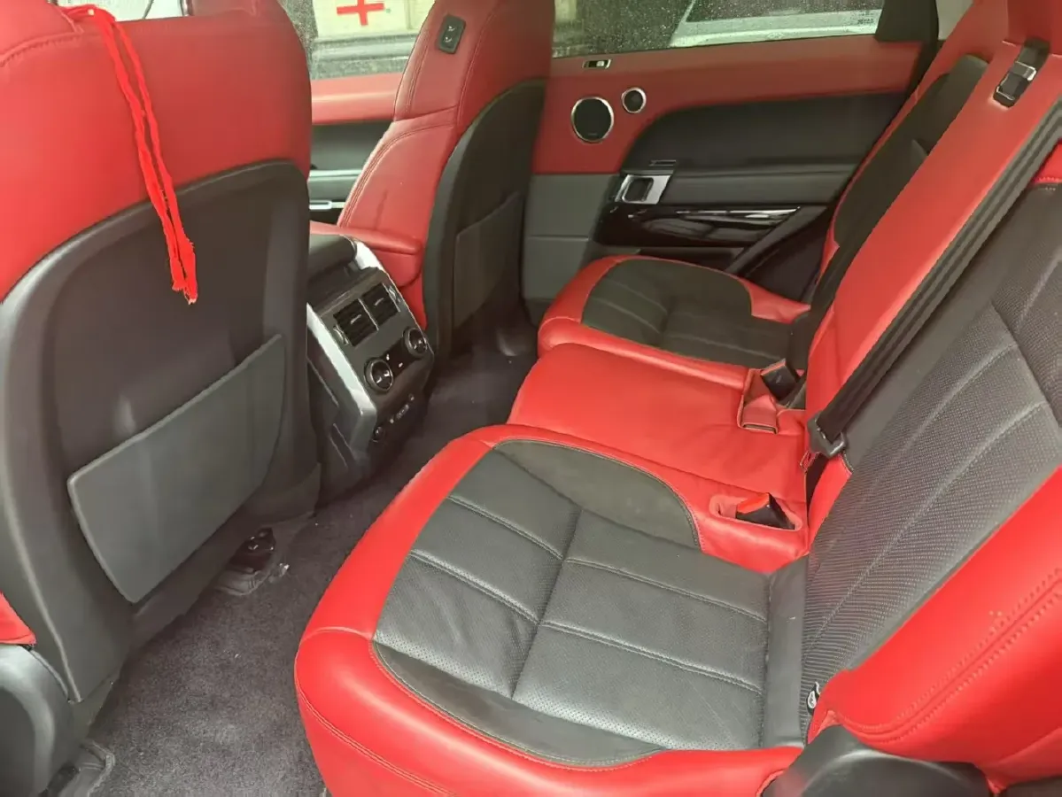 2021 Land Rover Range Rover Sport 3.0T 360HP L6 8AT,autocango,china used car exporter,china ev exporter,chinese used car exporter,chinese used ev exporter