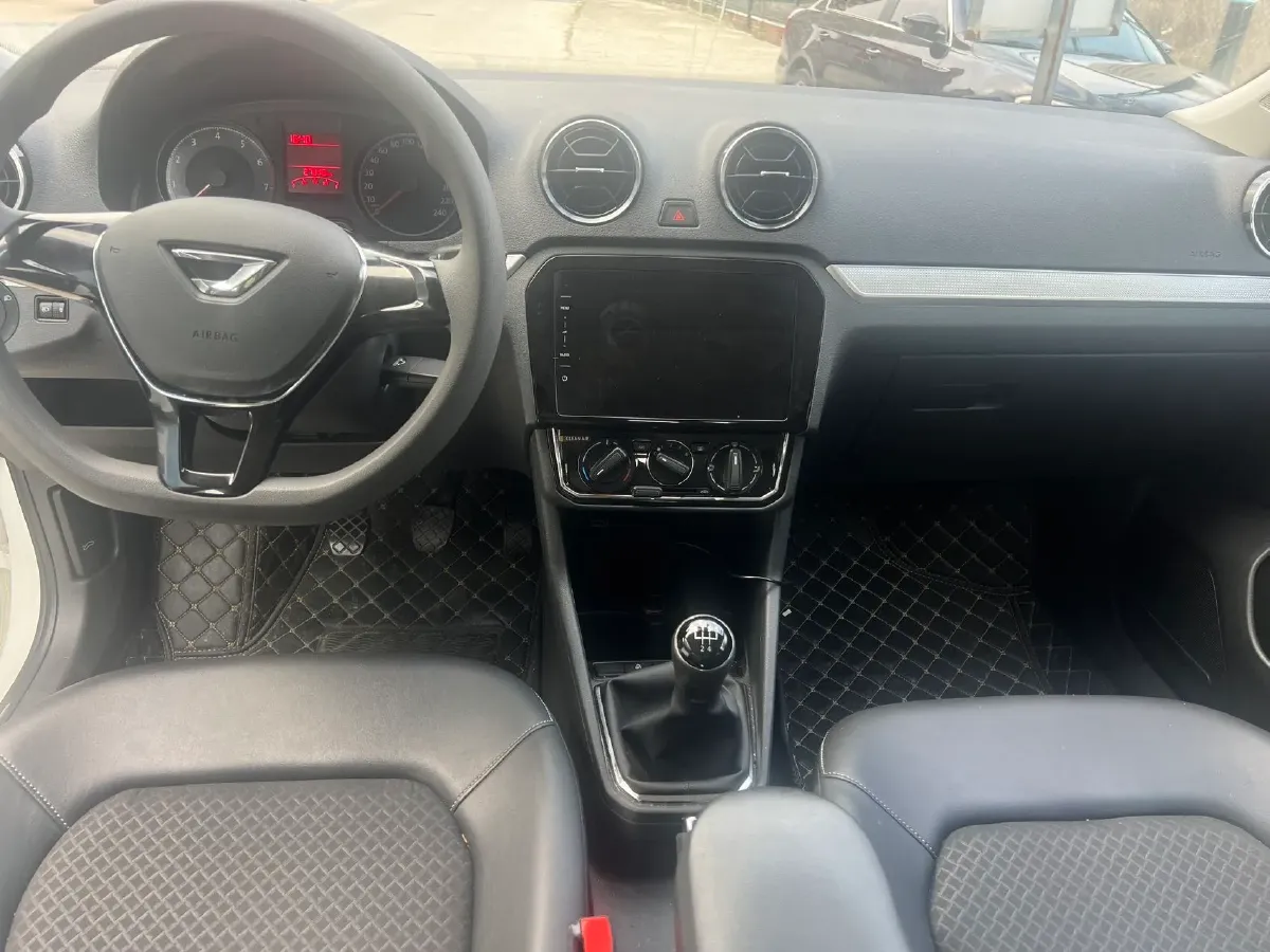 2024 Jetta VA3 1.5L 112HP L4 5MT,autocango,china used car exporter,china ev exporter,chinese used car exporter,chinese used ev exporter