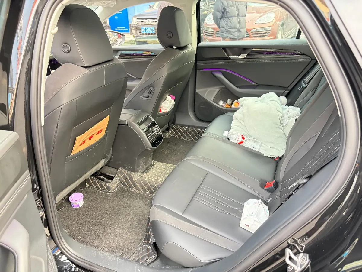 2026 Volkswagen Magotan 1.5T 160HP L4 7DCT,autocango,china used car exporter,china ev exporter,chinese used car exporter,chinese used ev exporter