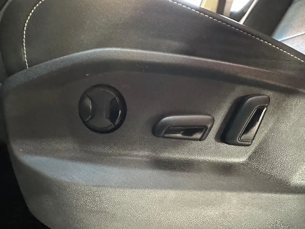 2022 Volkswagen T-Roc 1.4T 150HP L4 7DCT,autocango,china used car exporter,china ev exporter,chinese used car exporter,chinese used ev exporter