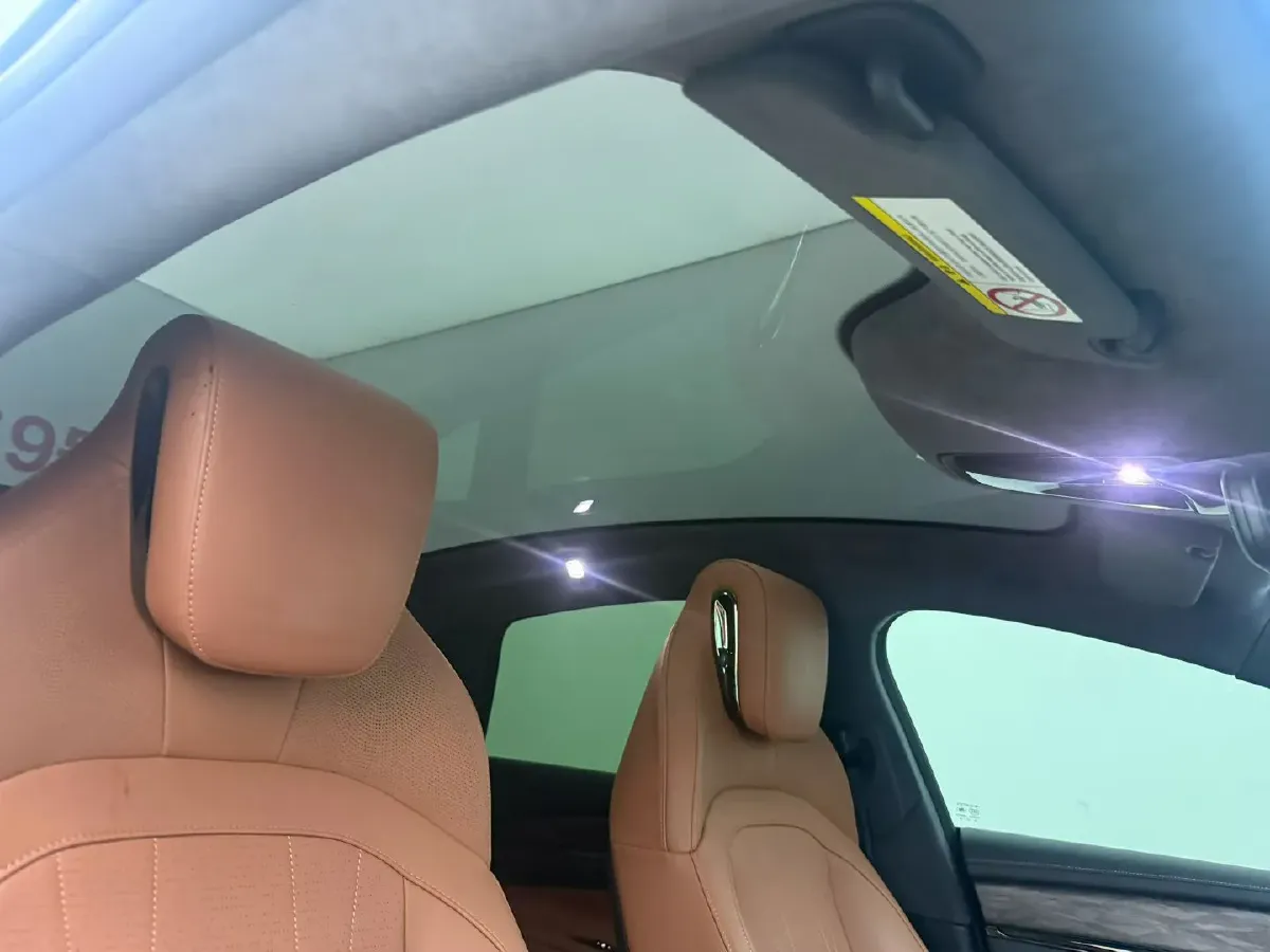 2022 IM L7 BEV 90KWH,autocango,china used car exporter,china ev exporter,chinese used car exporter,chinese used ev exporter