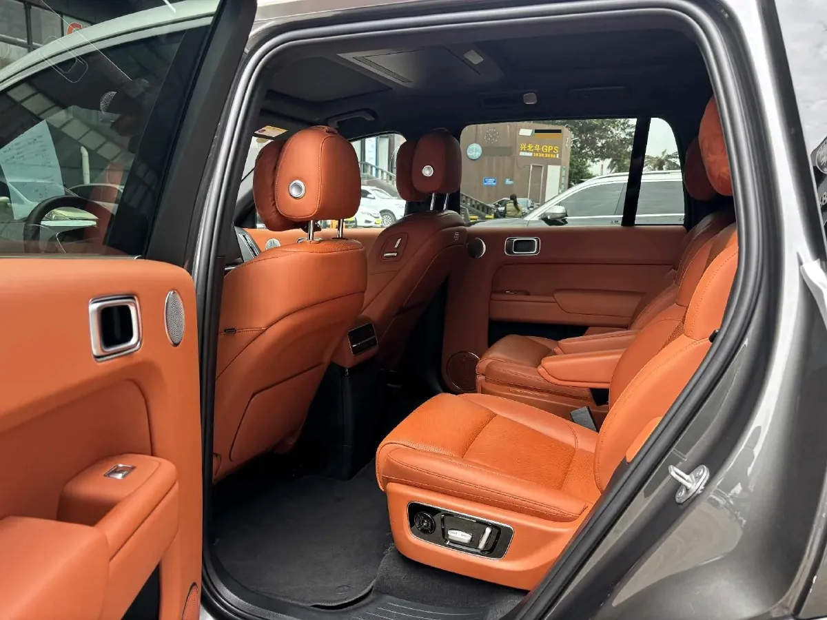 2022 Li L9 Range Extended 154HP REEV 42.6KWH,autocango,china used car exporter,china ev exporter,chinese used car exporter,chinese used ev exporter