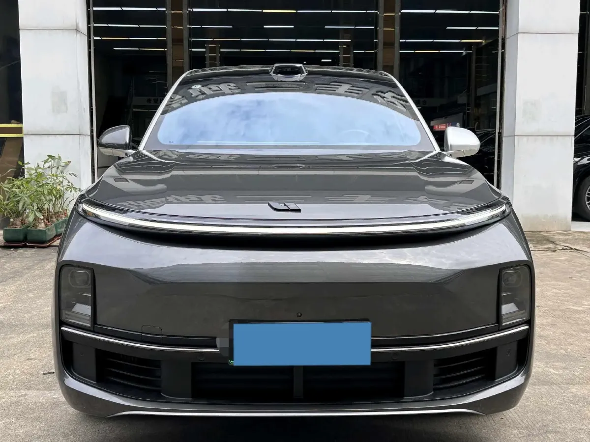 2022 Li L9 Range Extended 154HP REEV 42.6KWH,autocango,china used car exporter,china ev exporter,chinese used car exporter,chinese used ev exporter