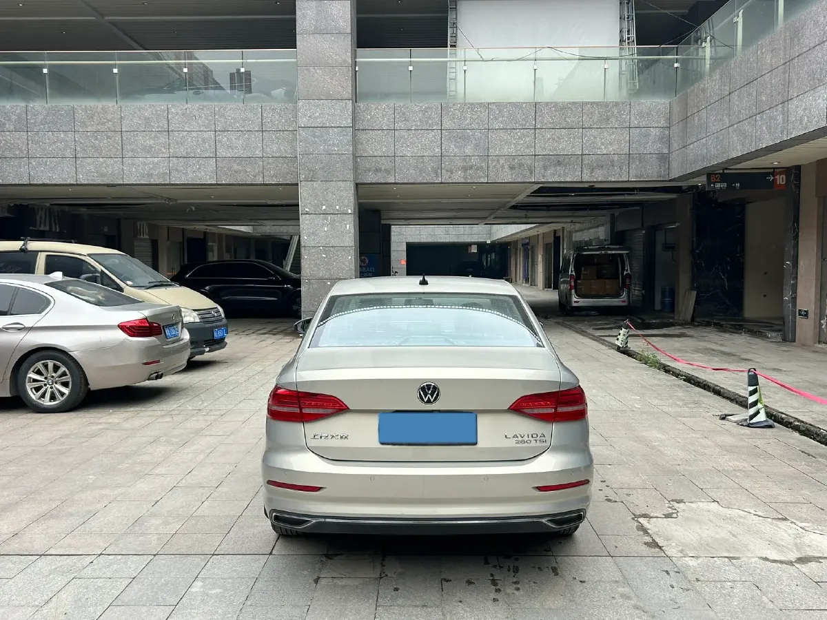 2021 Volkswagen Lavida 1.4T 150HP L4 7DCT,autocango,china used car exporter,china ev exporter,chinese used car exporter,chinese used ev exporter