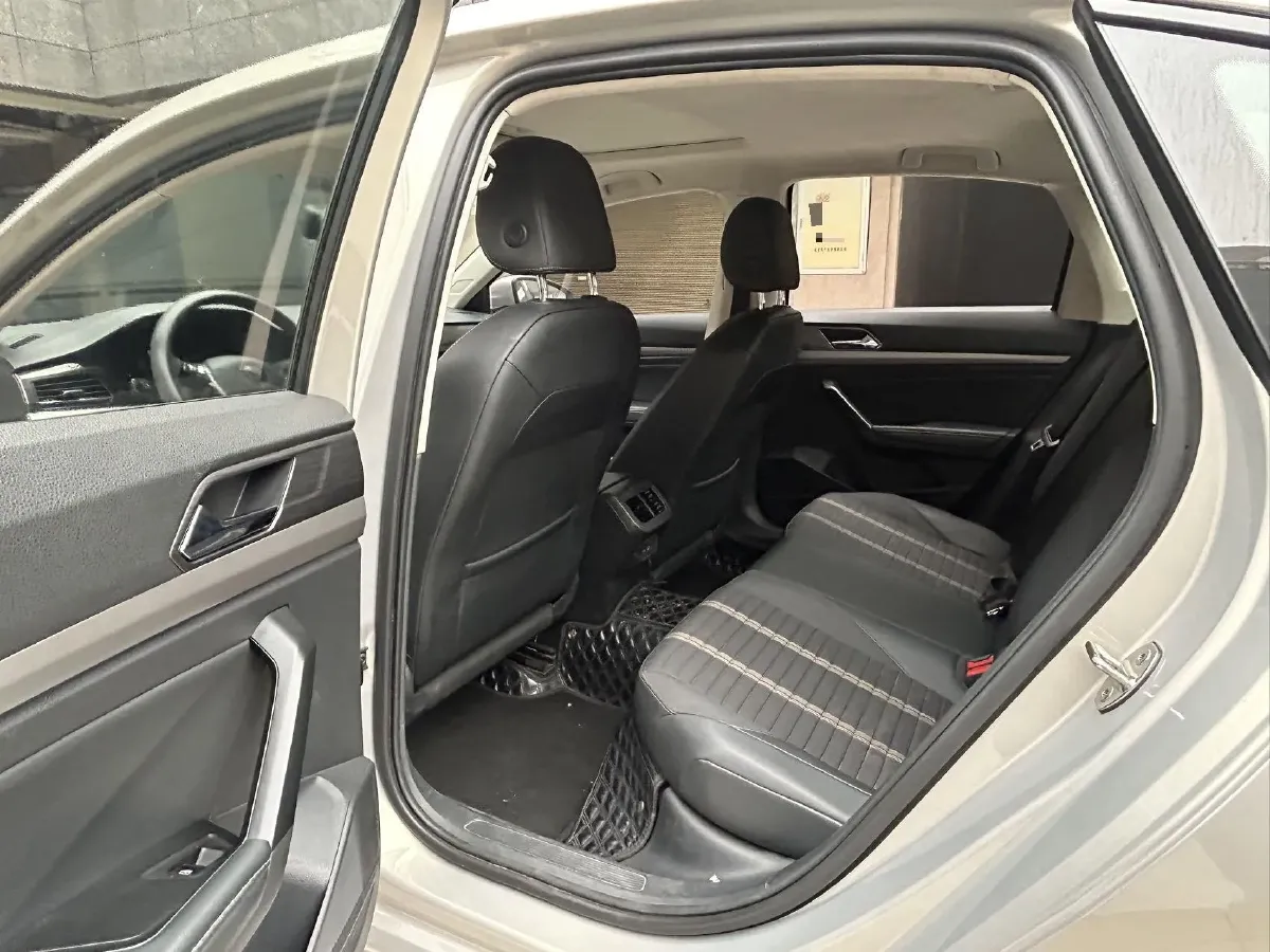 2021 Volkswagen Lavida 1.4T 150HP L4 7DCT,autocango,china used car exporter,china ev exporter,chinese used car exporter,chinese used ev exporter