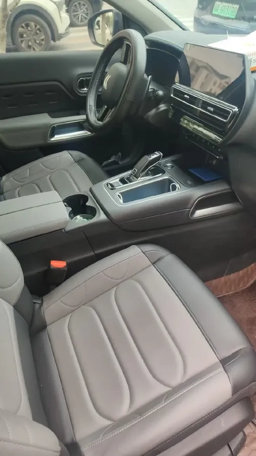 2023 Citroen C5 Aircross 1.6T 175HP L4 8AT,autocango,china used car exporter,china ev exporter,chinese used car exporter,chinese used ev exporter