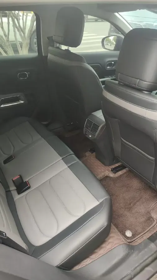 2023 Citroen C5 Aircross 1.6T 175HP L4 8AT,autocango,china used car exporter,china ev exporter,chinese used car exporter,chinese used ev exporter