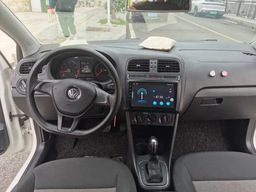 2016 Volkswagen Polo 1.4L 90HP L4 6AT,autocango,china used car exporter,china ev exporter,chinese used car exporter,chinese used ev exporter