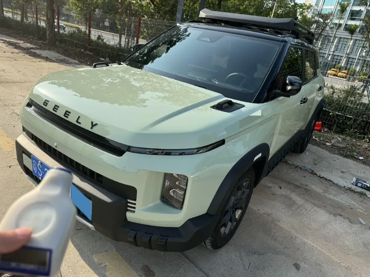 2025 Geely Cowboy 1.5T 181HP L4 7DCT,autocango,china used car exporter,china ev exporter,chinese used car exporter,chinese used ev exporter