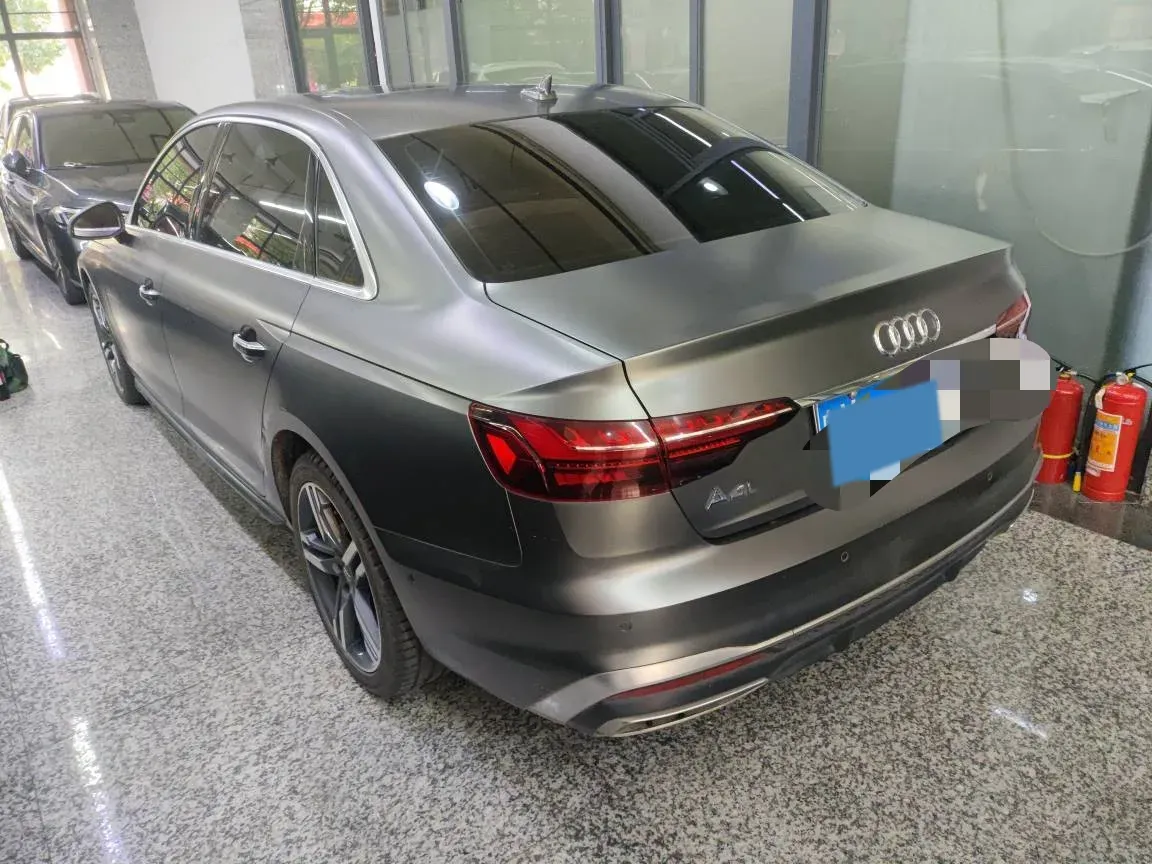 2020 Audi A4L 2.0T 190HP L4 7DCT,autocango,china used car exporter,china ev exporter,chinese used car exporter,chinese used ev exporter