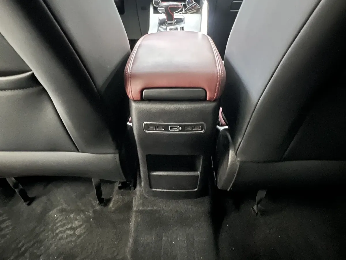 2021 Geely Coolray 1.4T 141HP L4 6DCT,autocango,china used car exporter,china ev exporter,chinese used car exporter,chinese used ev exporter