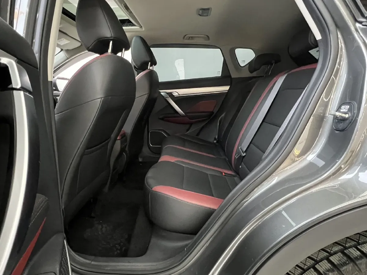 2021 Geely Coolray 1.4T 141HP L4 6DCT,autocango,china used car exporter,china ev exporter,chinese used car exporter,chinese used ev exporter