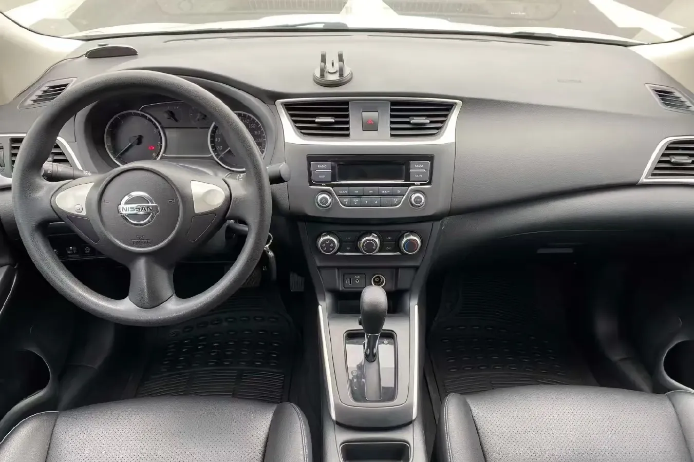 2021 Nissan Sylphy 1.6L 122HP L4 CVT,autocango,china used car exporter,china ev exporter,chinese used car exporter,chinese used ev exporter