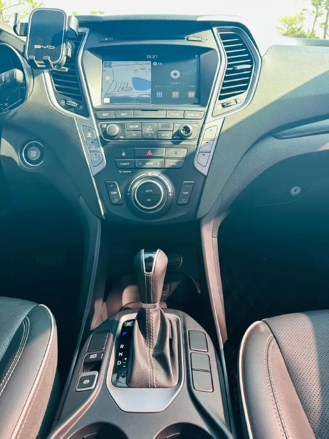 2017 Hyundai Santafe 2.0T 245HP L4 6AT,autocango,china used car exporter,china ev exporter,chinese used car exporter,chinese used ev exporter