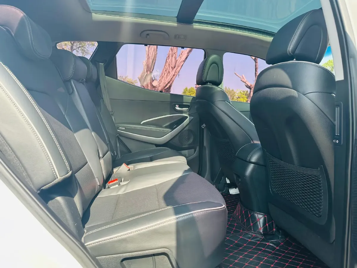 2017 Hyundai Santafe 2.0T 245HP L4 6AT,autocango,china used car exporter,china ev exporter,chinese used car exporter,chinese used ev exporter