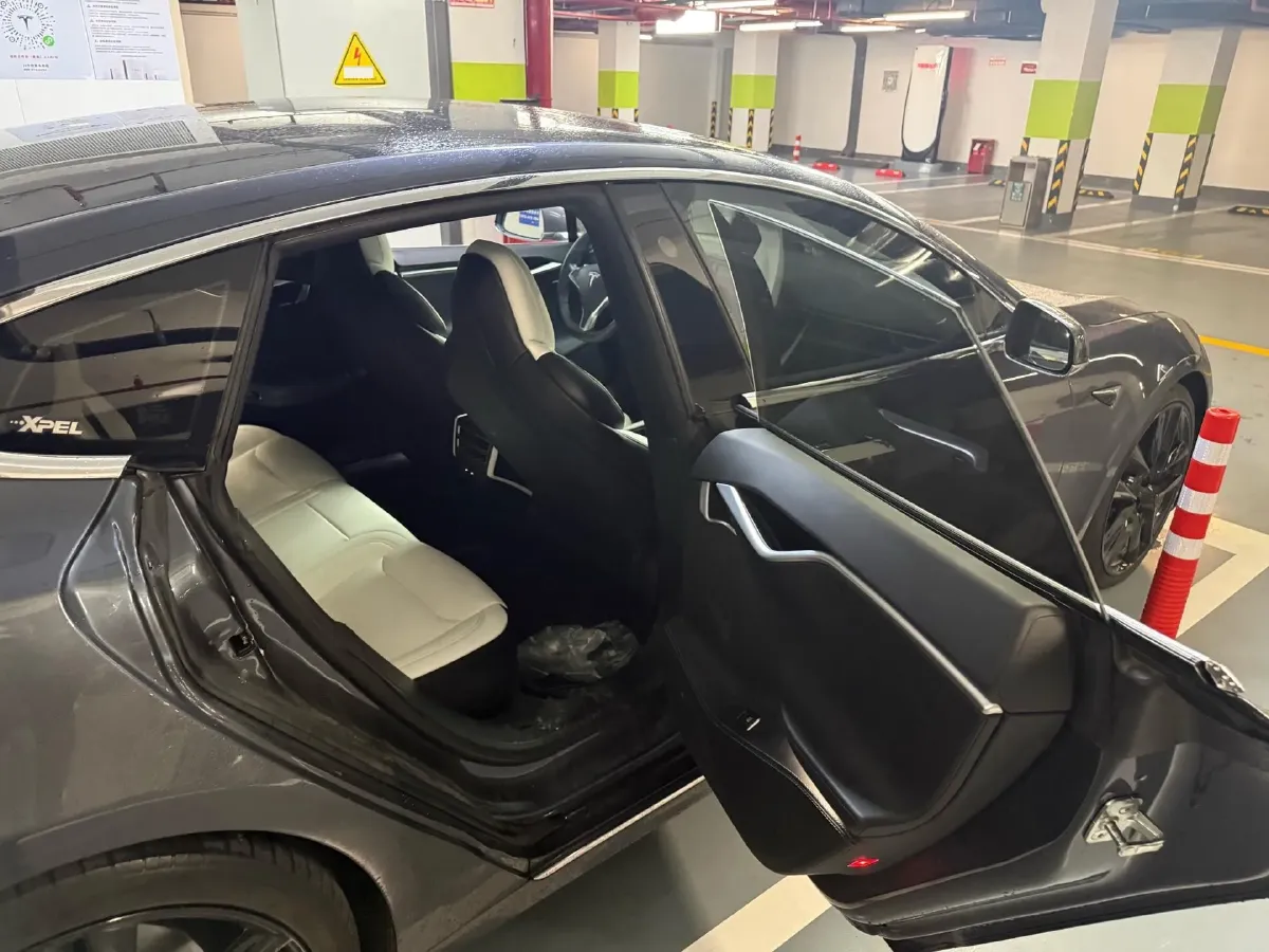 2017 Tesla Model S BEV 75KWH,autocango,china used car exporter,china ev exporter,chinese used car exporter,chinese used ev exporter