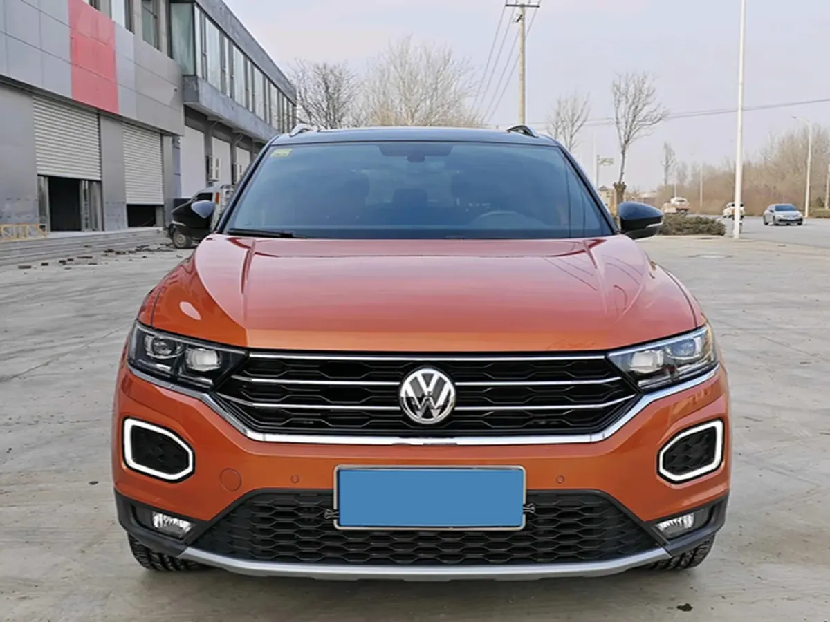 2020 Volkswagen T-Roc 1.4T 150HP L4 7DCT,autocango,china used car exporter,china ev exporter,chinese used car exporter,chinese used ev exporter