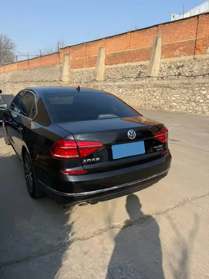 2017 Volkswagen Passat 1.8T 180HP L4 7DCT,autocango,china used car exporter,china ev exporter,chinese used car exporter,chinese used ev exporter