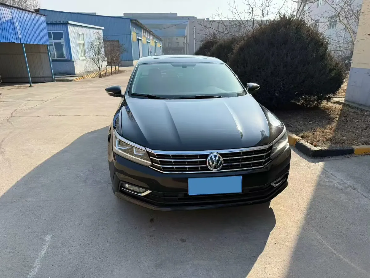 2017 Volkswagen Passat 1.8T 180HP L4 7DCT,autocango,china used car exporter,china ev exporter,chinese used car exporter,chinese used ev exporter