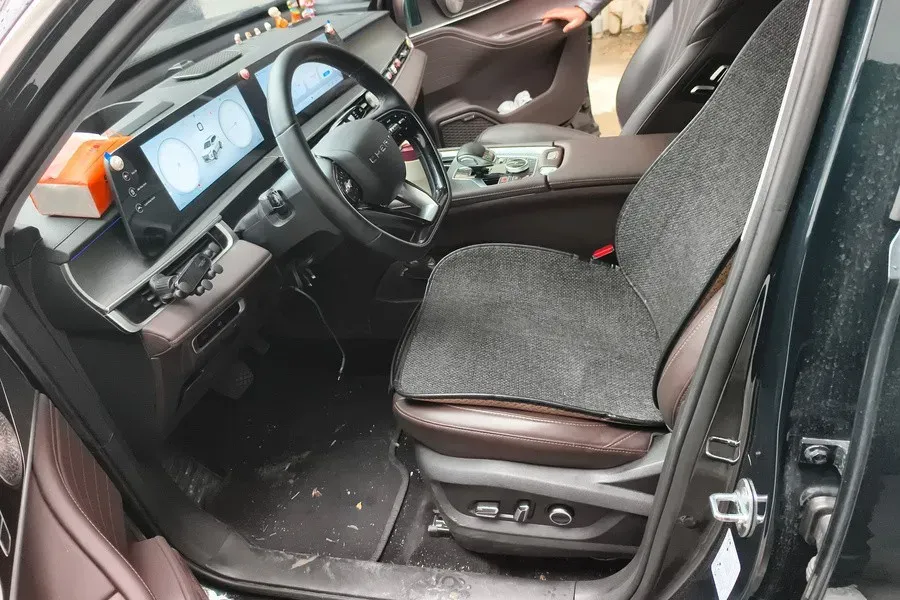 2024 Chery Tiggo 8 PRO 2.0T 254HP L4 8AT,autocango,china used car exporter,china ev exporter,chinese used car exporter,chinese used ev exporter