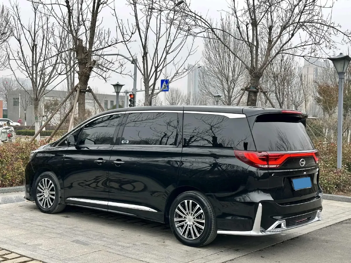 2021 GAC Trumpchi M8 2.0T 252HP L4 8AT,autocango,china used car exporter,china ev exporter,chinese used car exporter,chinese used ev exporter