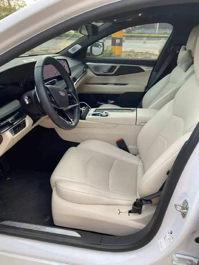 2023 Cadillac CT6 2.0T 237HP L4 10AT,autocango,china used car exporter,china ev exporter,chinese used car exporter,chinese used ev exporter