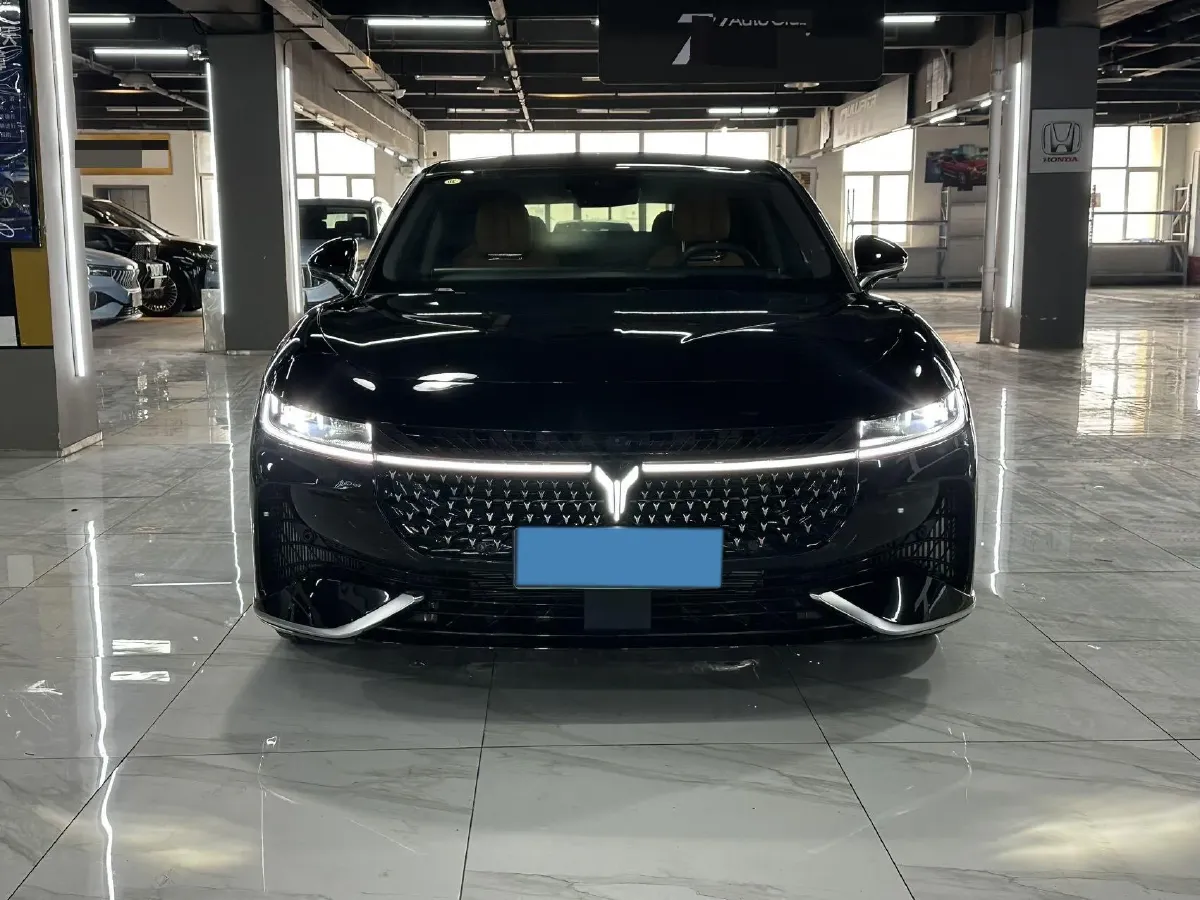 2024 Voyah ZhuiGuang 1.5T 136HP L4 PHEV 43KWH,autocango,china used car exporter,china ev exporter,chinese used car exporter,chinese used ev exporter