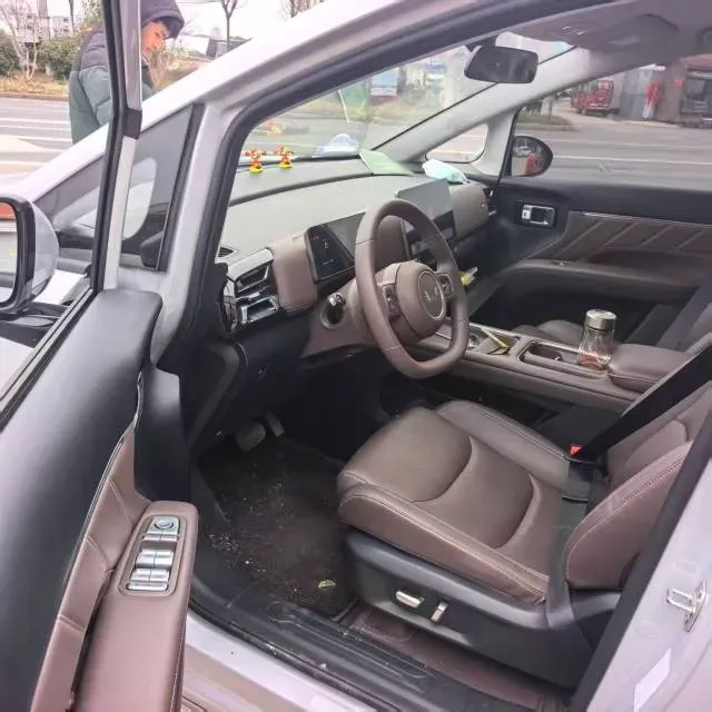 2025 Geely Galaxy L6 1.5L 112HP L4 1DHT PHEV 19.09KWH,autocango,china used car exporter,china ev exporter,chinese used car exporter,chinese used ev exporter