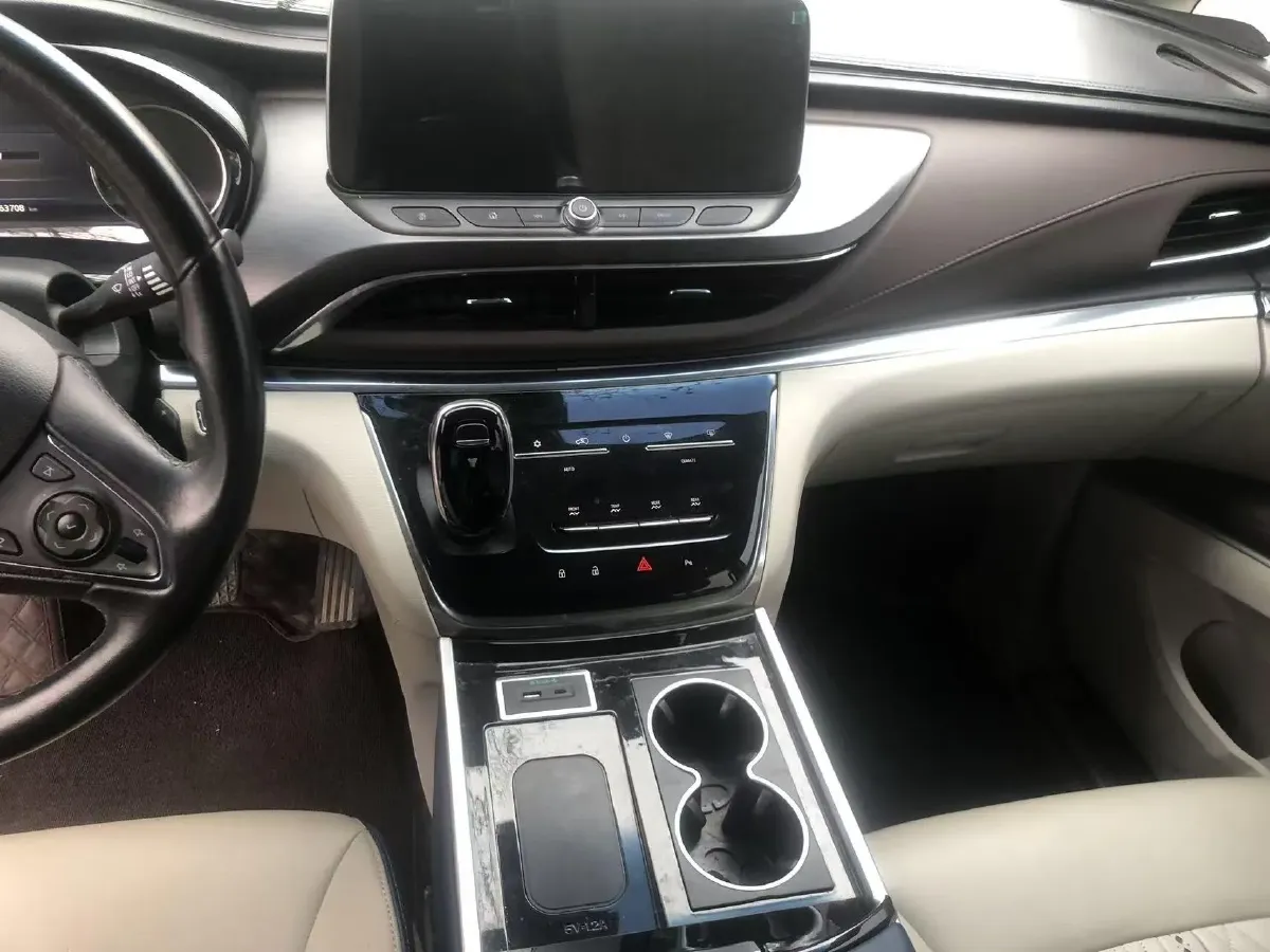 2021 Buick GL8 2.0T 237HP L4 9AT,autocango,china used car exporter,china ev exporter,chinese used car exporter,chinese used ev exporter