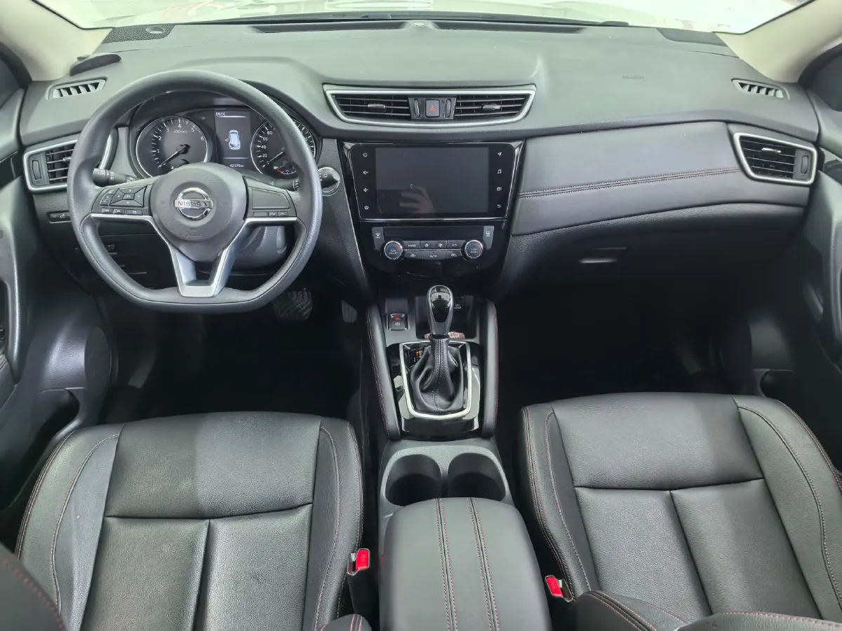 2022 Nissan Qashqai 2.0L 151HP L4 CVT,autocango,china used car exporter,china ev exporter,chinese used car exporter,chinese used ev exporter