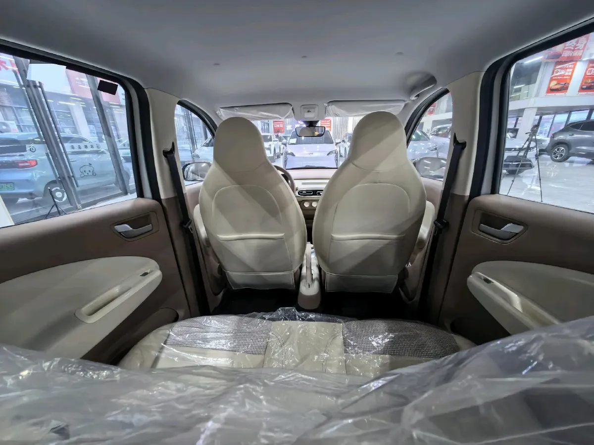 2025 WuLing HongGuang MINI EV BEV 16.2KWH,autocango,china used car exporter,china ev exporter,chinese used car exporter,chinese used ev exporter