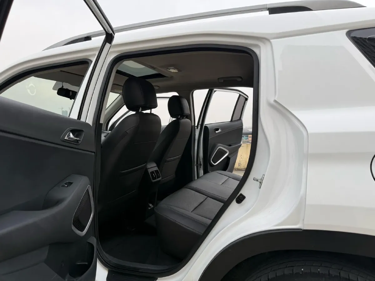 2019 Hyundai ix35 2.0L 160HP L4 6AT,autocango,china used car exporter,china ev exporter,chinese used car exporter,chinese used ev exporter