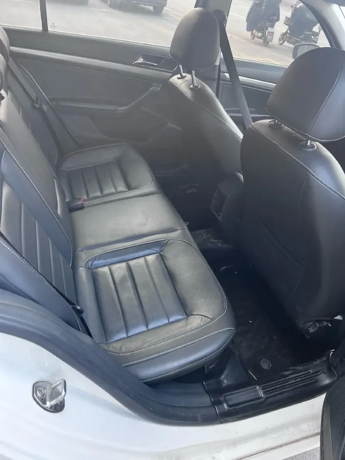 2017 Volkswagen Lavida 1.4T 131HP L4 7DCT,autocango,china used car exporter,china ev exporter,chinese used car exporter,chinese used ev exporter