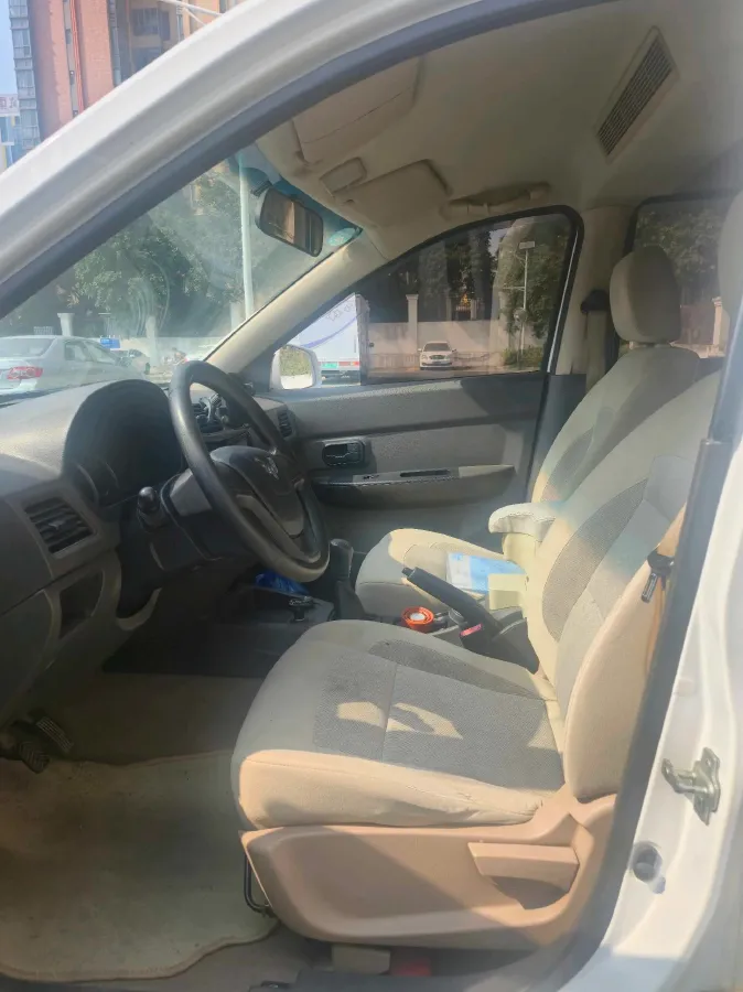 2016 WuLing HongGuang 1.5L 112HP L4 5MT,autocango,china used car exporter,china ev exporter,chinese used car exporter,chinese used ev exporter