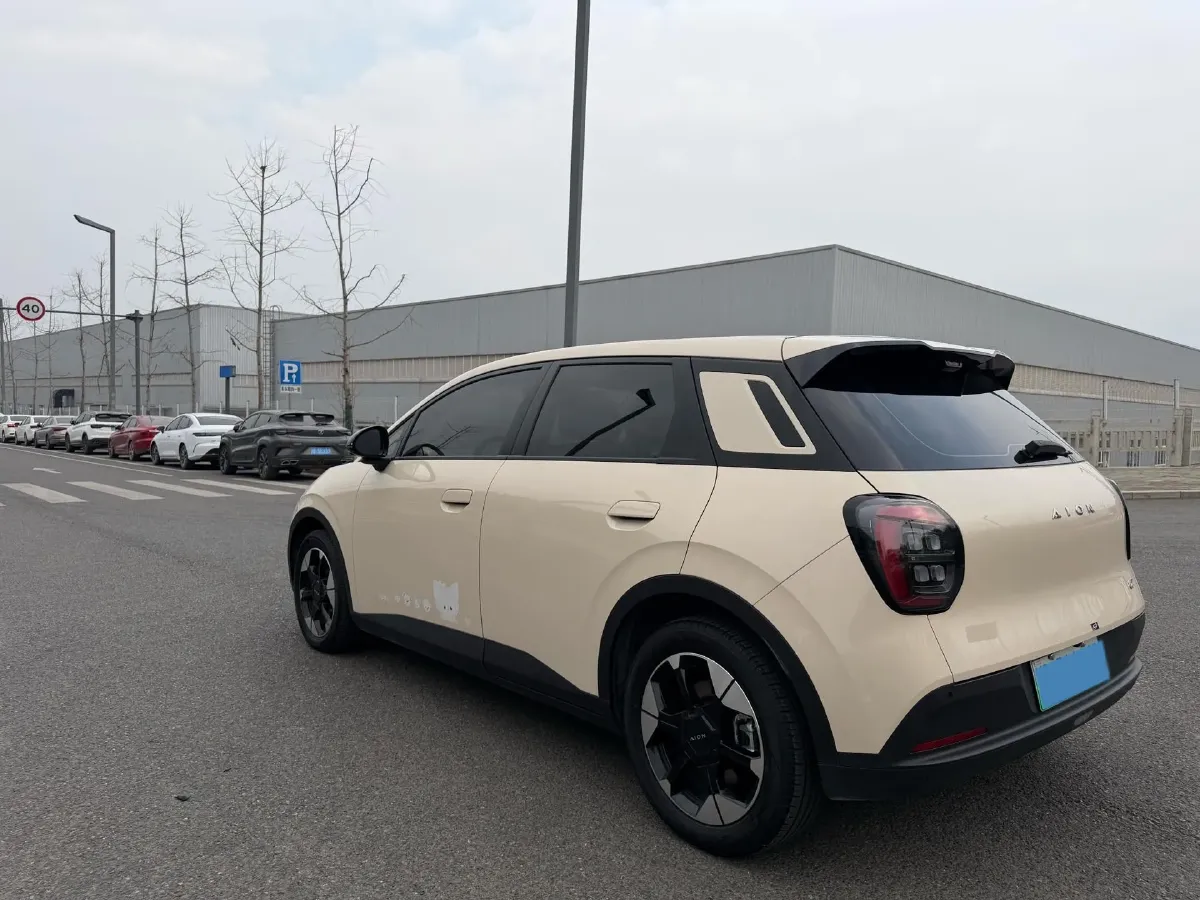 2025 Aion AION UT BEV 44.257/44.12/44.133KWH,autocango,china used car exporter,china ev exporter,chinese used car exporter,chinese used ev exporter