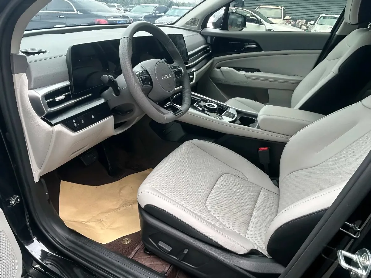 2023 Kia Sportage 1.5T 200HP L4 8AT,autocango,china used car exporter,china ev exporter,chinese used car exporter,chinese used ev exporter